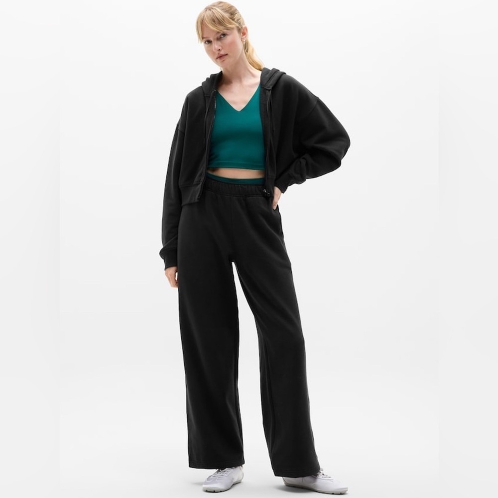 NWT Athleta Forever Wide Black Leg Sz Medium
